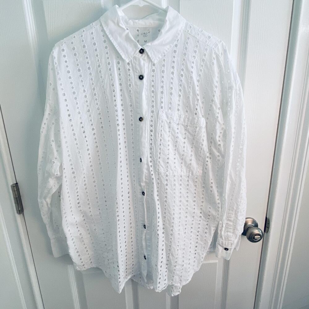 Calia Shirt Womens Medium White Eyelet lace Button Cotton Long Sleeve Blouse